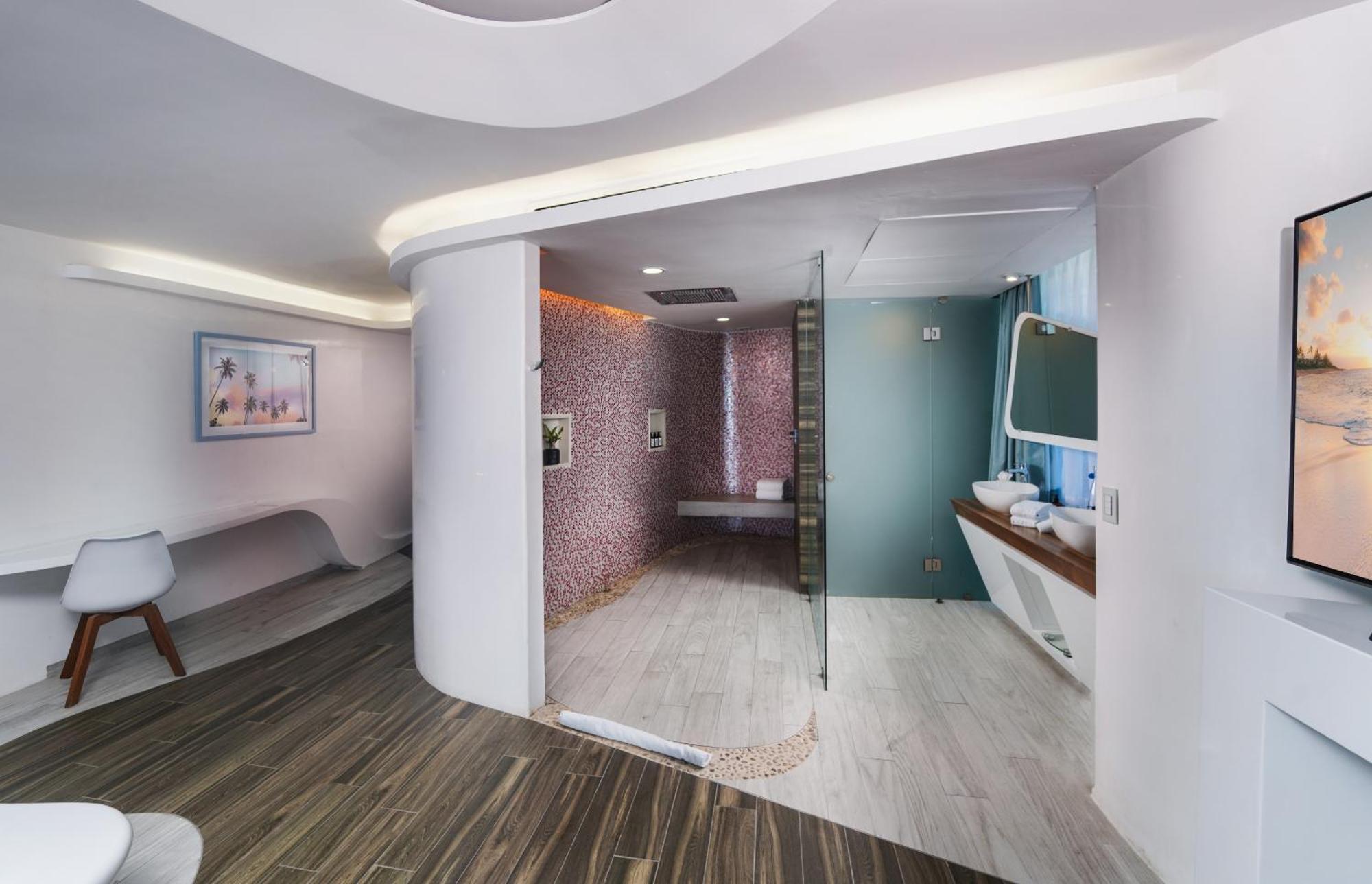 The Carmen Hotel - Ocean Front (Adults Only) Playa del Carmen Pokoj fotografie