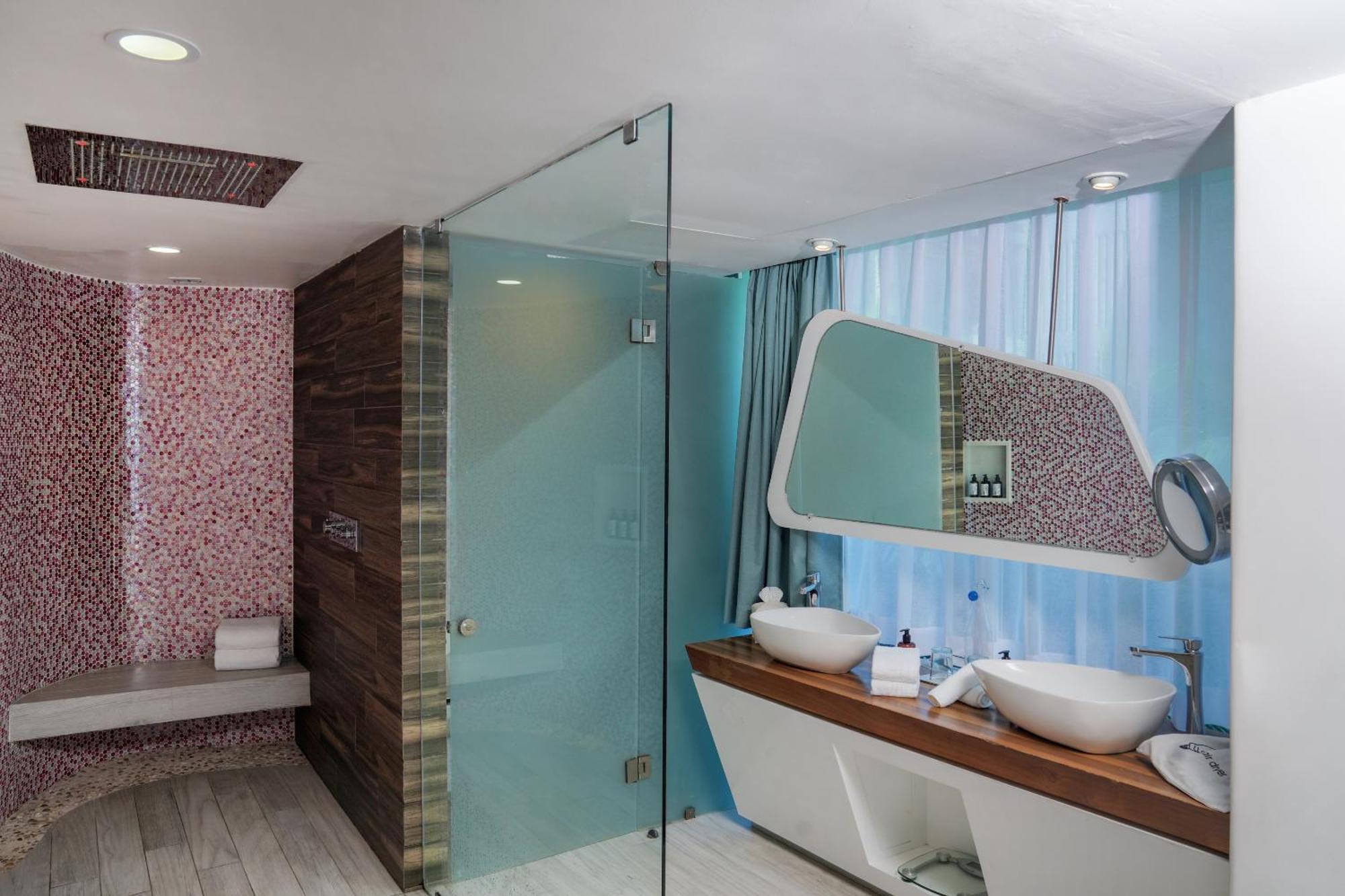 The Carmen Hotel - Ocean Front (Adults Only) Playa del Carmen Pokoj fotografie
